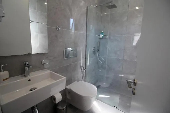 Hotel Edina Apartments By Hp Sarandë