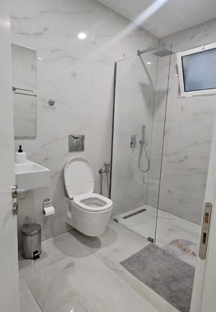 Hotel Edina Apartments By Hp Sarandë